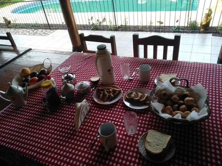 هاستل Residencial Azaleas Place Guest House