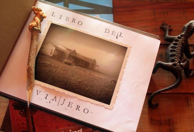 ベッドアンドブレックファースト Refugio Del Guira Guira