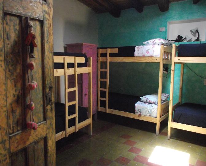 تختخواب و صبحانه Viracocha Art Hostel Cachi