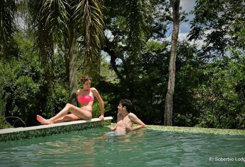 هتل El Soberbio Lodge