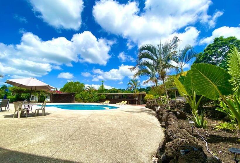 هتل Galapagos Tortuga Bay