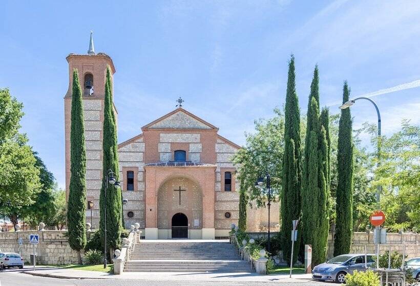 هتل Hostal Gran Vía