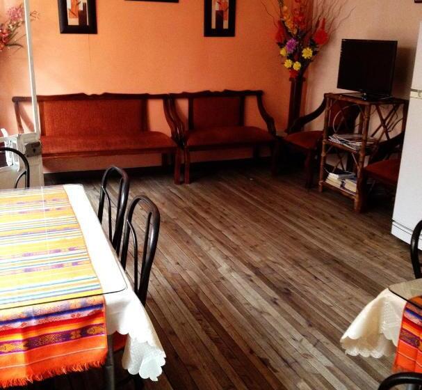 هتل Hostal Yumbo Imperial
