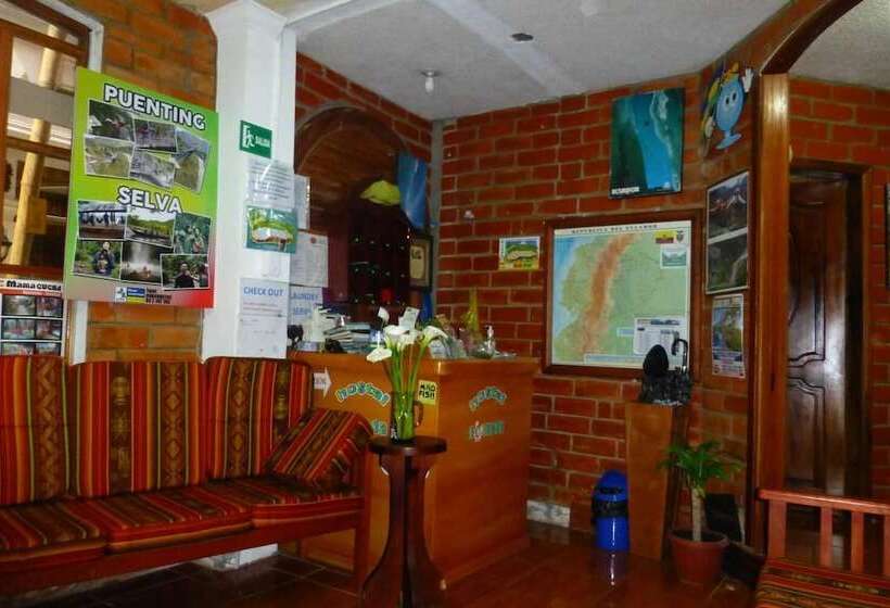 هاستل Hostal Nomada