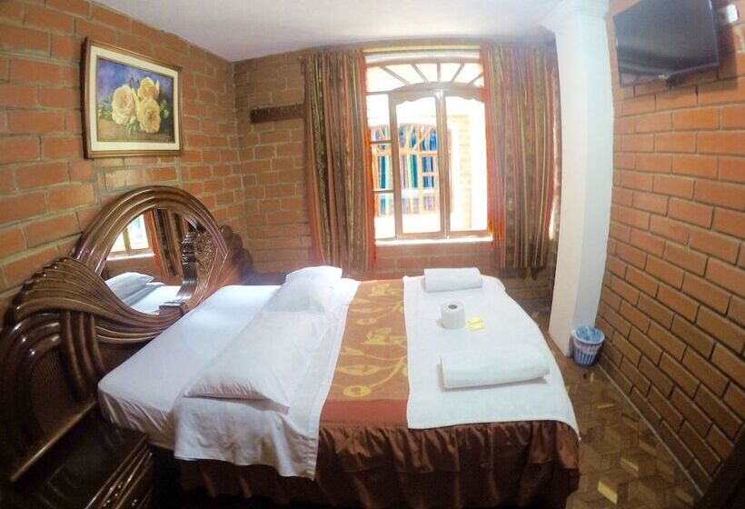 هاستل Hostal Nomada