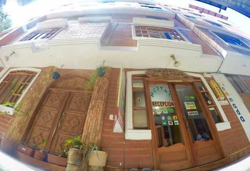 هاستل Hostal Nomada