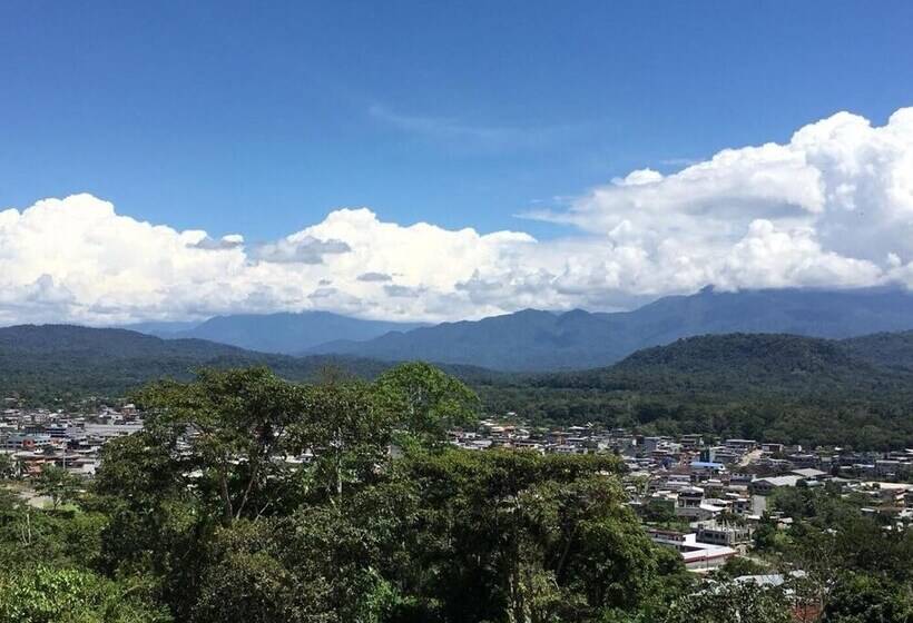 هاستل Hostal Tena ñaui