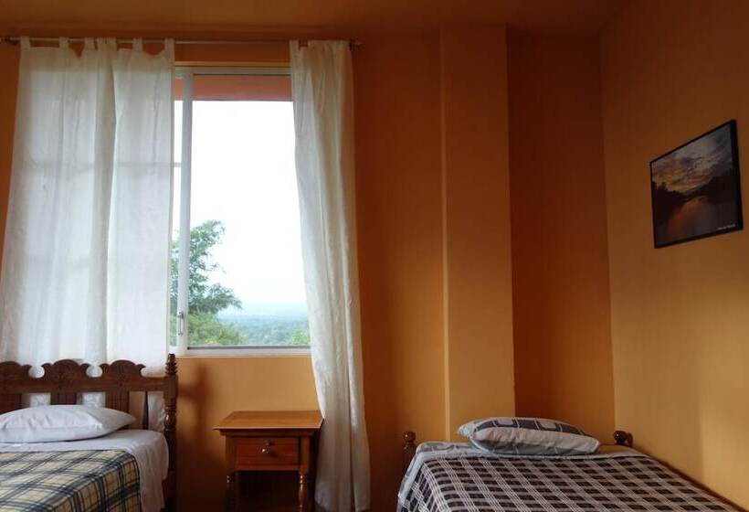 هاستل Hostal Tena ñaui