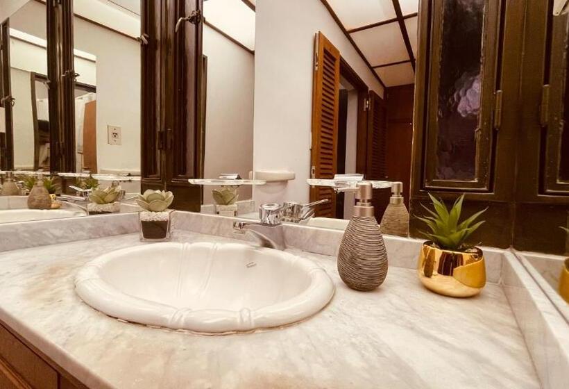 تختخواب و صبحانه Blue Sky Mendoza