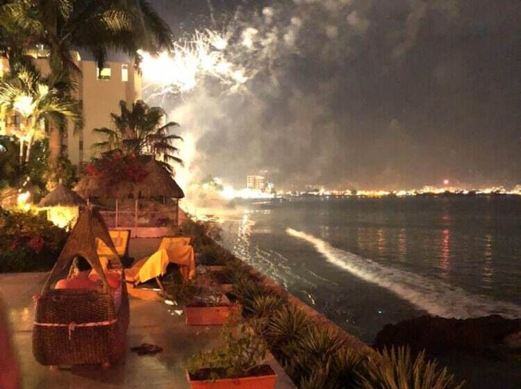 تختخواب و صبحانه Boutique Playa Canela Ecuador