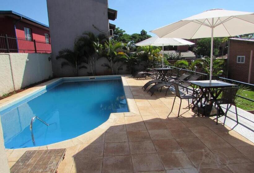 هتل Altos Del Iguazu