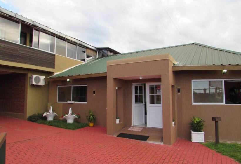 هتل Altos Del Iguazu