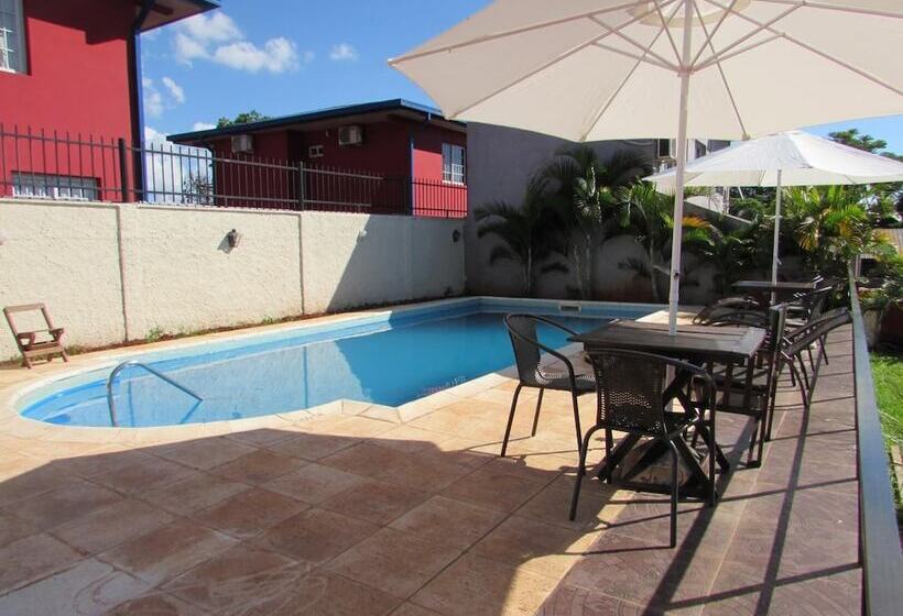 هتل Altos Del Iguazu