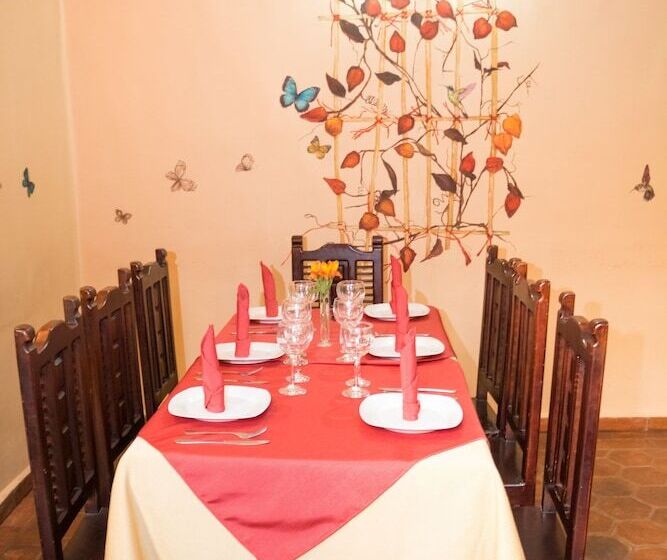 هتل Calle Angosta