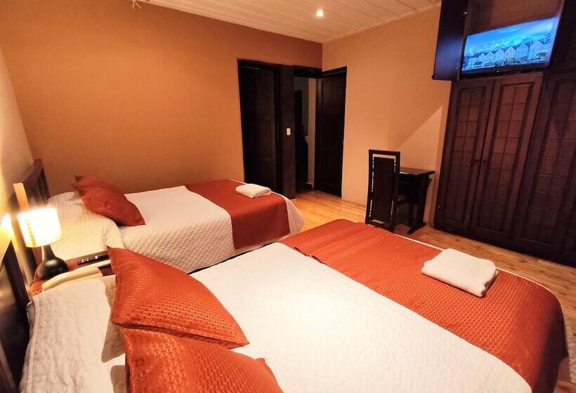 هتل Calle Angosta