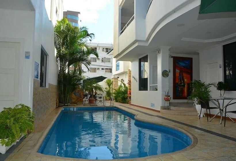 هتل Casablanca Salinas