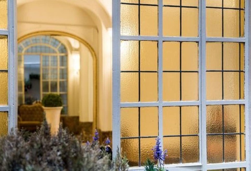 هتل Patios De Recoleta