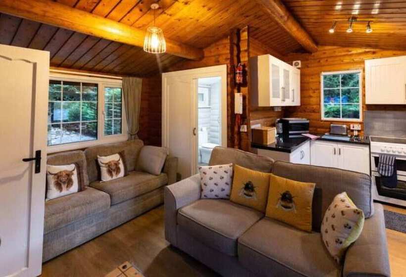 Mountain View 2 Bed Log Cabin