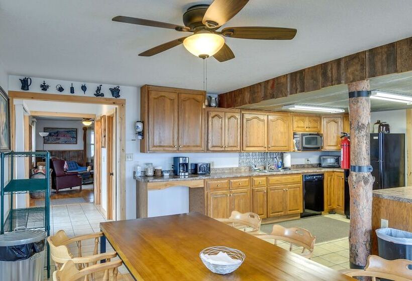 The Barn  Secluded Home 7 Mi To Afton Lake!