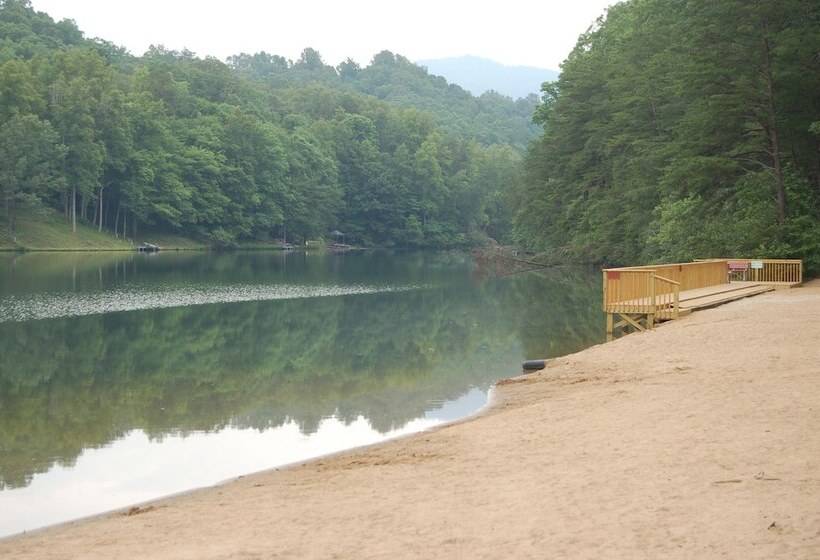 Spacious Cabin With Fantastic Long Range Mountain And Lake Views   Lake Lure   The Overlook 4 Bedroo