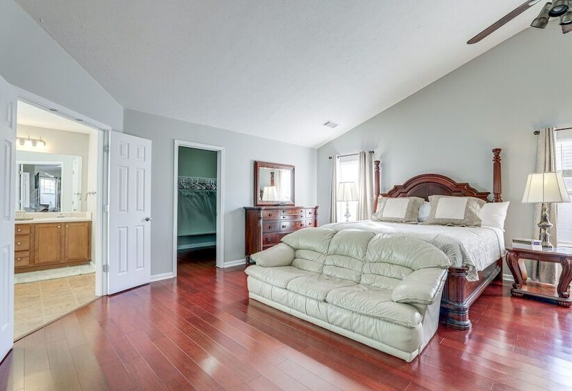 Spacious Snellville Home: 28 Mi To Atlanta!