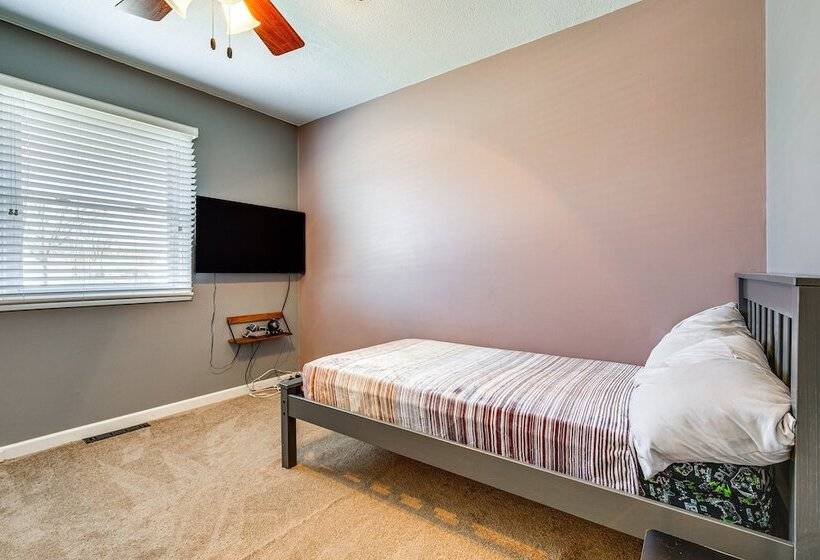 Wamego Home Base: 16 Mi To Kansas State Campus