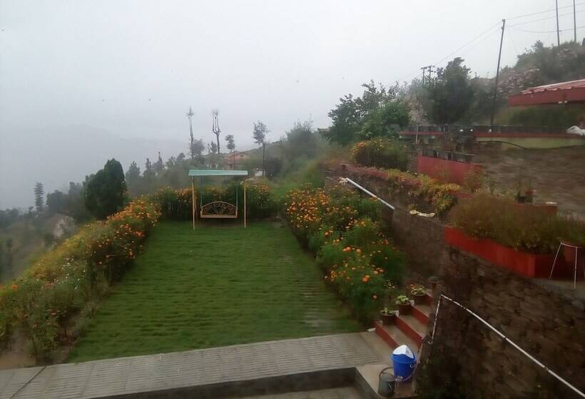 הוסטל Panchachuli House