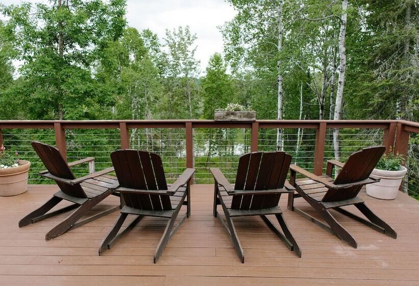旅馆 Rustic Woodland Lodge