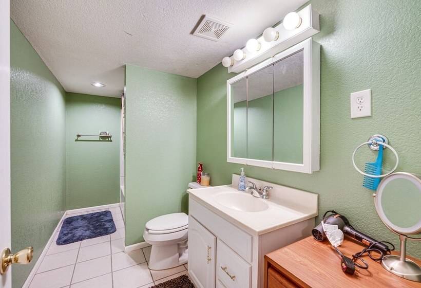 Arvada Home W/ Patio & Fire Pit ~ 16 Mi To Denver!