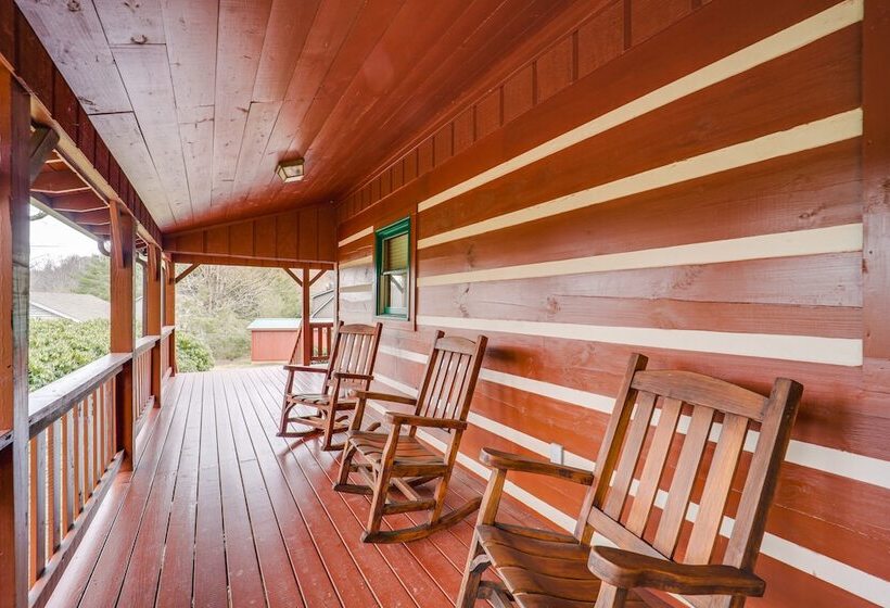 Charming Boone Cabin < 9 Mi To Appalachian Ski Mtn