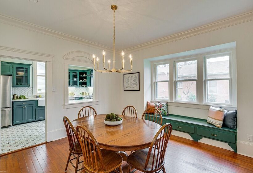 1 Mi To Downtown Tyler: Historic Home W/ Porch!