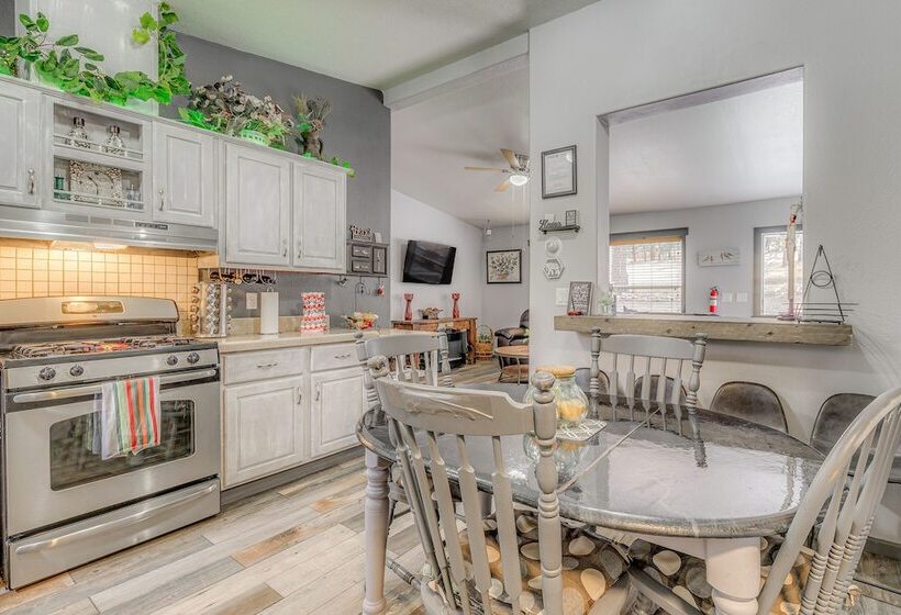 Ruidoso Cabin Retreat W/ Grill, Deck & Gazebo!