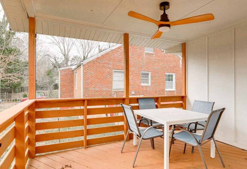 Decatur Home W/ Deck   9 Mi To State Farm Arena!