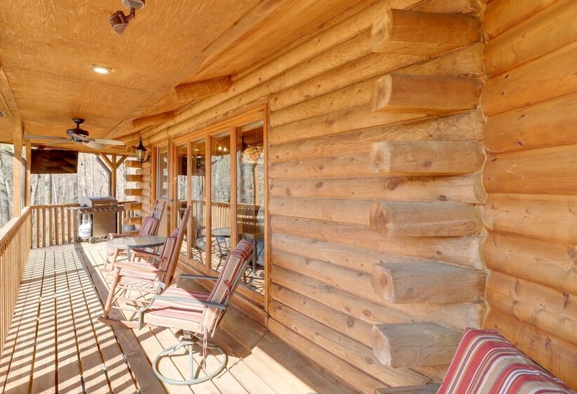 Family Friendly Riverfront Manor On The Little Red