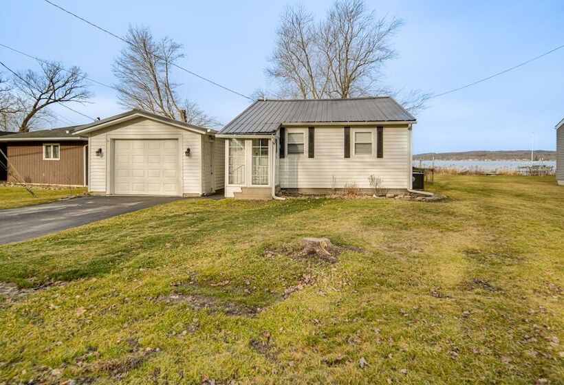 Waterfront Chautauqua Lake Home W/ Stunning Views