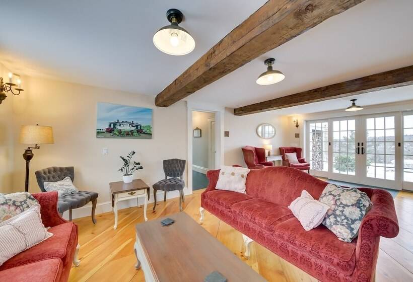 Oceanfront Mid Coast Maine Home W/ Private Beach!