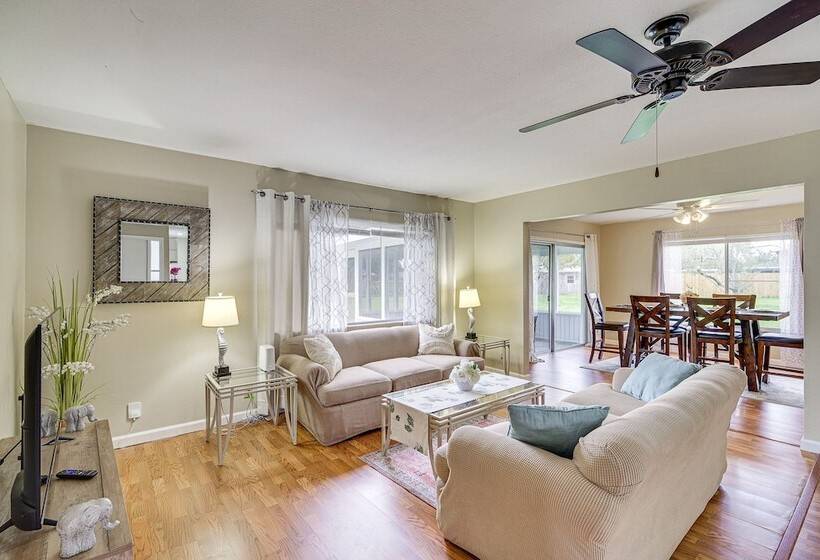 Palm Bay Home W/ Screened Porch   8 Mi To Beaches!
