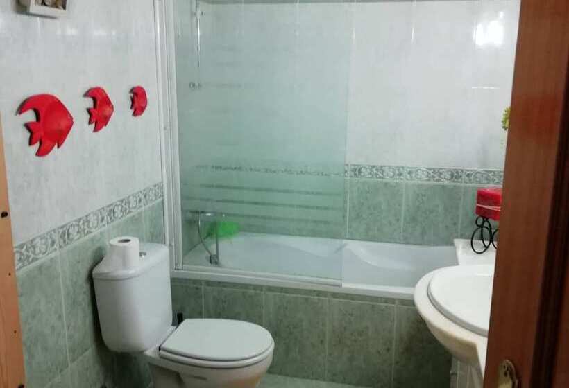 بنسيون Room In Apartment   Suite Room 6 In Albarraque, Sintra Between Cascais