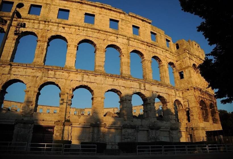 膳宿费 Room In Studio   Little Studio Sanjica In Pula, One Person