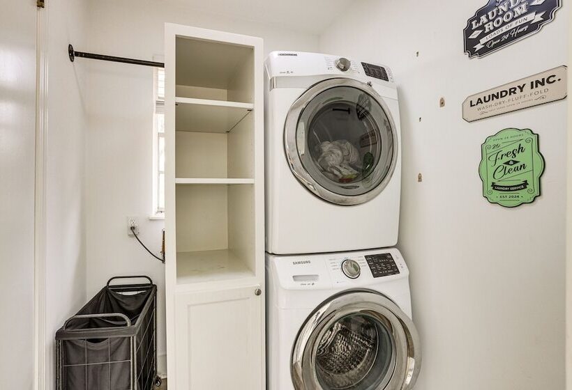 Pet Friendly Fultondale Home ~ 9 Mi To Birmingham!