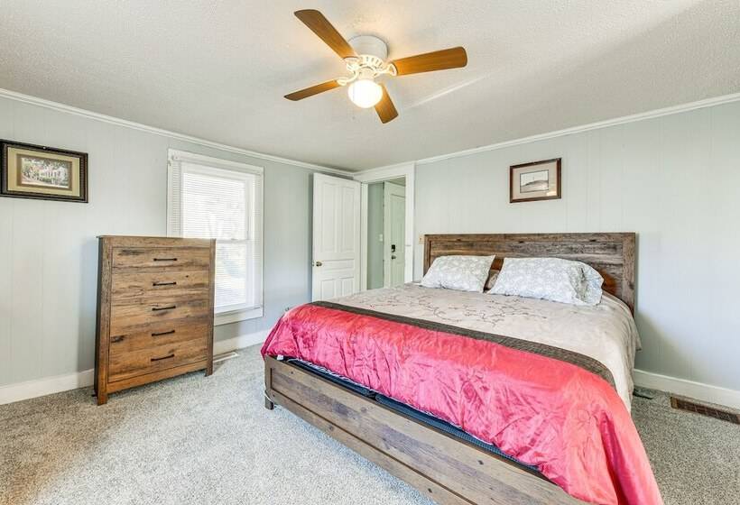 Pet Friendly North Carolina Abode   Deck & Hot Tub
