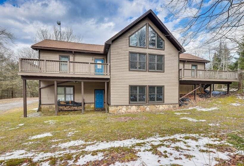 Cabin W/ Hot Tub And Wifi: 4 Mi To Snowshoe Resort