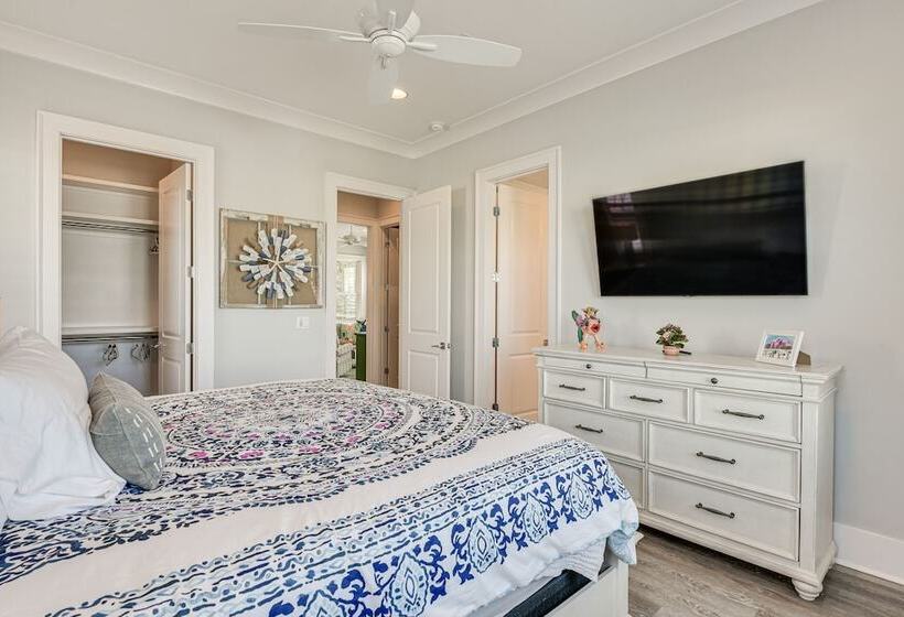 Stunning Santa Rosa Beach Home, 1/2 Mi To Ocean!