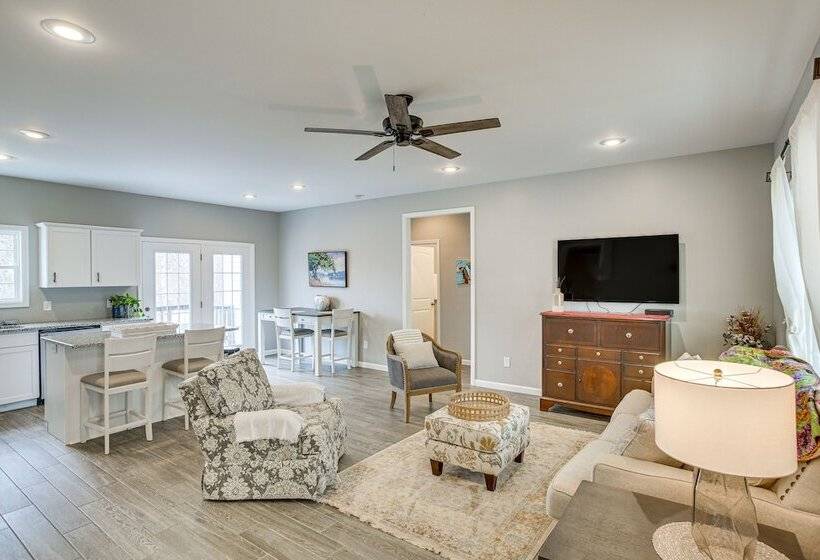 Winchester Home W/ Deck < 1 Mi To Tims Ford Lake!