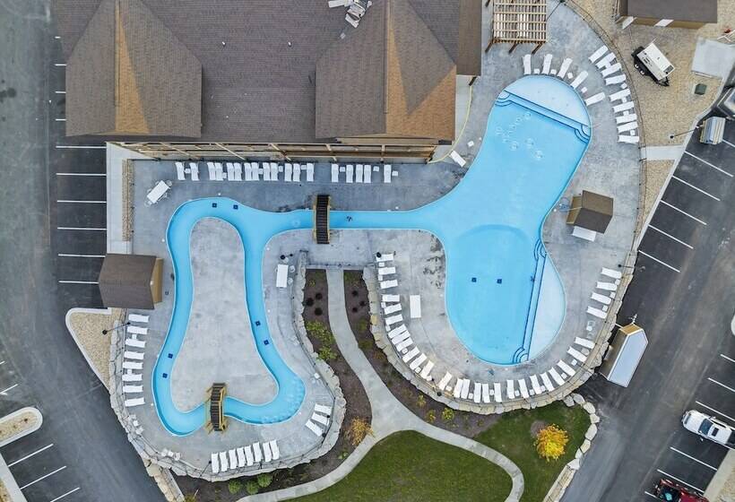 A Birds Eye Bridge View   5 Bdr W/ Private Hot Tub