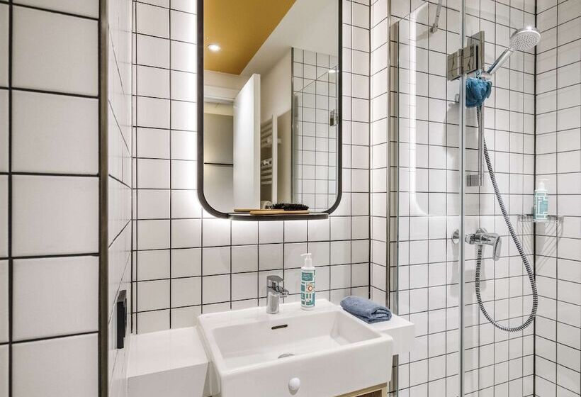 Aparthotel Adagio Access Porte De Camargue