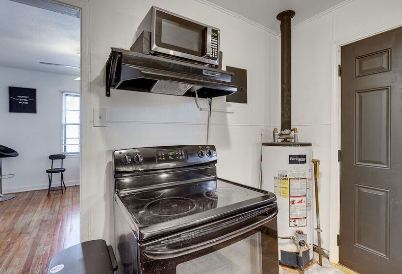 Residential Birmingham Home, 5 Mi To Downtown!