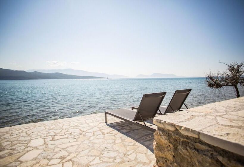 Blue Symphony Suites & Apartments