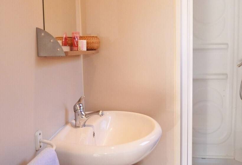 ホテル Camping La Bergerie