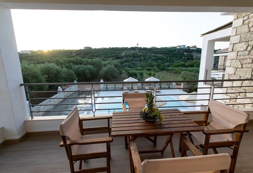 Michelangelo Suites And Apartments